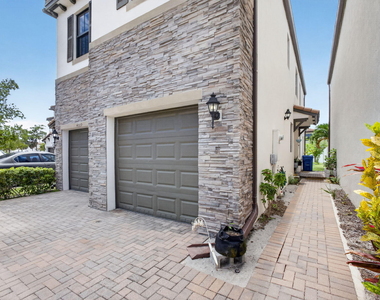 4009 Sequoia Place - Photo Thumbnail 52