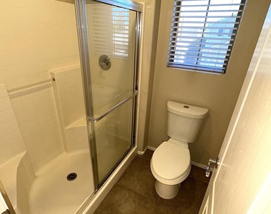 4388 E Selena Drive - Photo Thumbnail 13