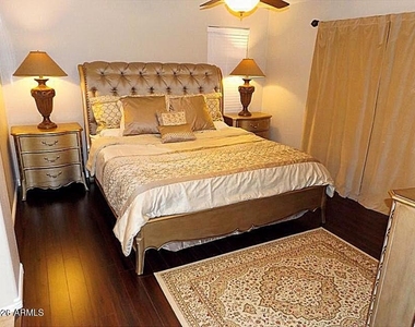 4388 E Selena Drive - Photo Thumbnail 6