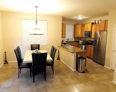 4388 E Selena Drive - Photo Thumbnail 2