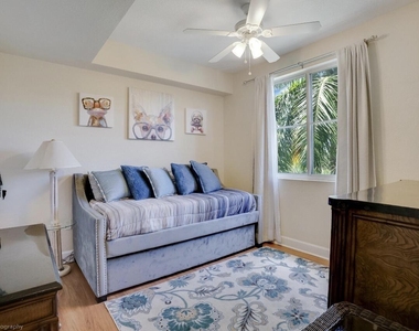 1690 Renaissance Commons Boulevard - Photo Thumbnail 5