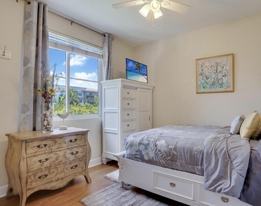1690 Renaissance Commons Boulevard - Photo Thumbnail 4