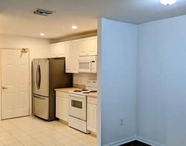 1804 Blue Heron Lane - Photo Thumbnail 8