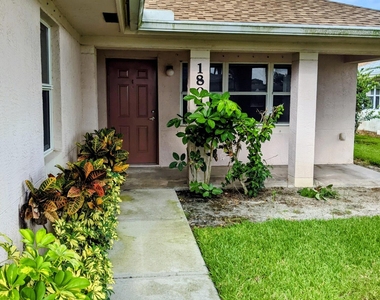 1804 Blue Heron Lane - Photo Thumbnail 1