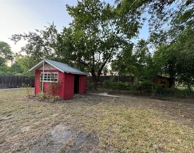 1406 Country Club Road - Photo Thumbnail 24