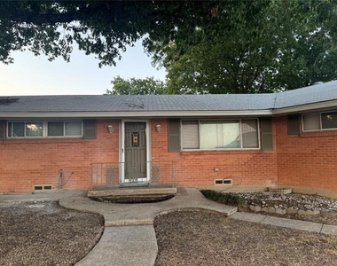 1406 Country Club Road - Photo Thumbnail 1