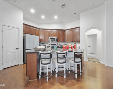 17239 W Ironwood Street - Photo Thumbnail 20