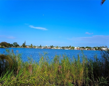 5600 N Park - Photo Thumbnail 1