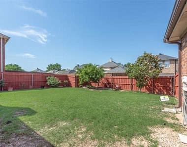 3806 Palace Place - Photo Thumbnail 15