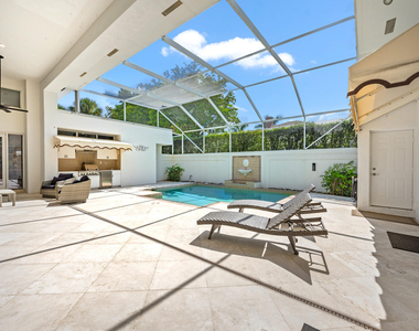 114 Waters Edge Drive - Photo Thumbnail 21
