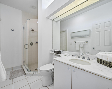 114 Waters Edge Drive - Photo Thumbnail 20