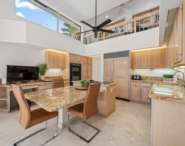114 Waters Edge Drive - Photo Thumbnail 9