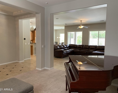 1608 W White Feather Lane - Photo Thumbnail 3
