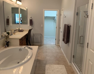 1608 W White Feather Lane - Photo Thumbnail 16