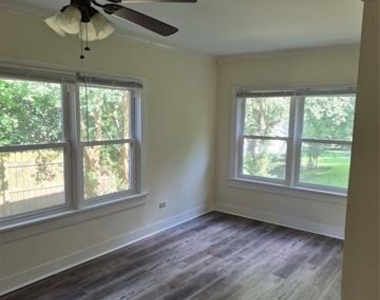 305 Shawnee Trail - Photo Thumbnail 3