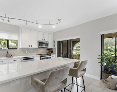 6314 Longboat Lane W - Photo Thumbnail 4