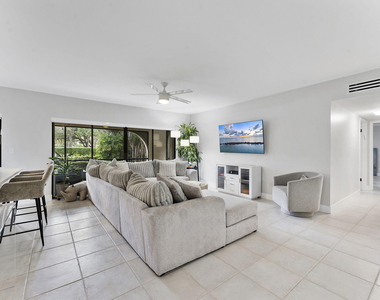 6314 Longboat Lane W - Photo Thumbnail 9