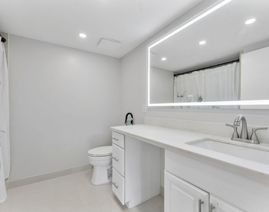 6314 Longboat Lane W - Photo Thumbnail 14