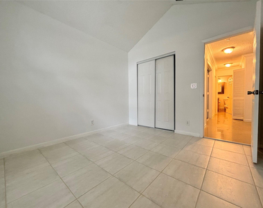2990 Nw 68th Avenue - Photo Thumbnail 21