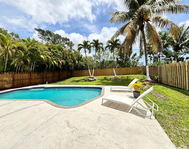 2990 Nw 68th Avenue - Photo Thumbnail 1