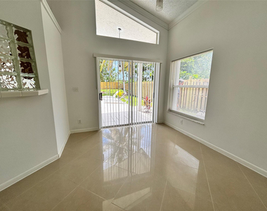 2990 Nw 68th Avenue - Photo Thumbnail 34