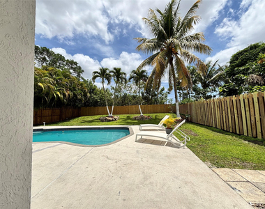 2990 Nw 68th Avenue - Photo Thumbnail 38