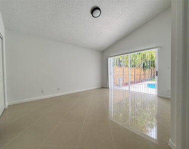 2990 Nw 68th Avenue - Photo Thumbnail 31