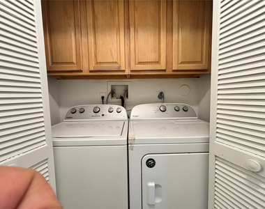 2990 Nw 68th Avenue - Photo Thumbnail 26