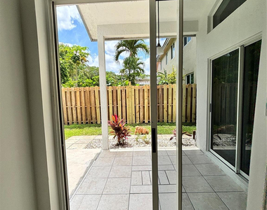 2990 Nw 68th Avenue - Photo Thumbnail 37
