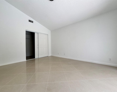 2990 Nw 68th Avenue - Photo Thumbnail 33