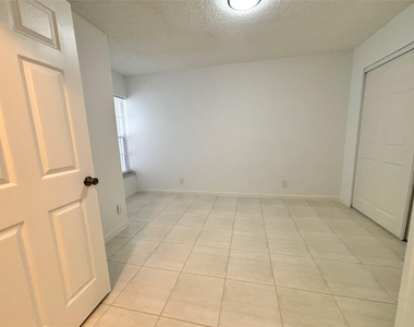 2990 Nw 68th Avenue - Photo Thumbnail 23