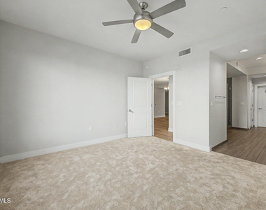 4803 N Woodmere Fairway -- - Photo Thumbnail 15