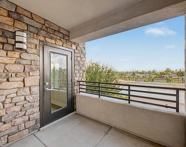 4803 N Woodmere Fairway -- - Photo Thumbnail 23