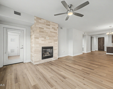 4803 N Woodmere Fairway -- - Photo Thumbnail 4
