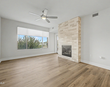 4803 N Woodmere Fairway -- - Photo Thumbnail 3