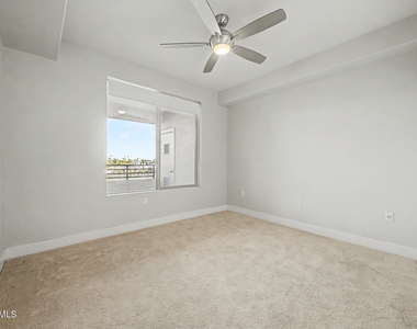 4803 N Woodmere Fairway -- - Photo Thumbnail 19