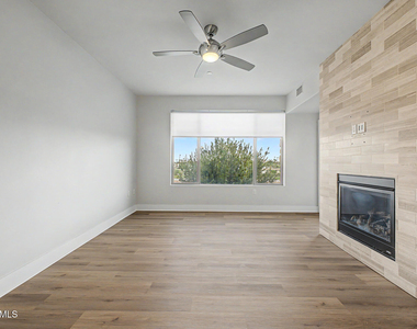 4803 N Woodmere Fairway -- - Photo Thumbnail 2