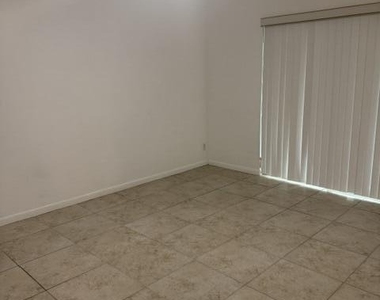 15763 Woodgate Court - Photo Thumbnail 7