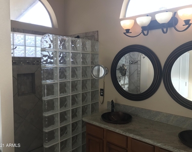 4319 E Tether Trail - Photo Thumbnail 6