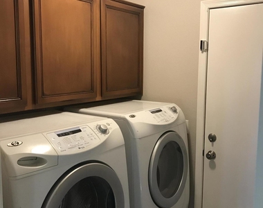4319 E Tether Trail - Photo Thumbnail 11