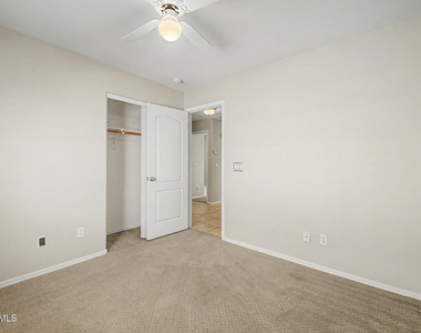 4319 E Tether Trail - Photo Thumbnail 30