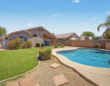 4319 E Tether Trail - Photo Thumbnail 39