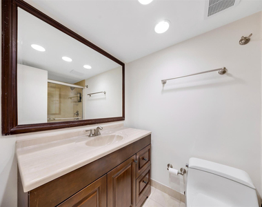 18181 Ne 31st Court - Photo Thumbnail 16