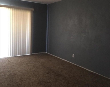 357 E Thomas Road - Photo Thumbnail 5