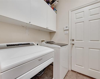 4205 Tiffany Drive - Photo Thumbnail 13