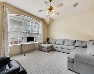 4205 Tiffany Drive - Photo Thumbnail 17