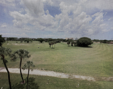 2651 S Course Drive - Photo Thumbnail 17