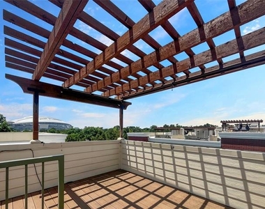 1207 Beaconsfield Lane - Photo Thumbnail 22