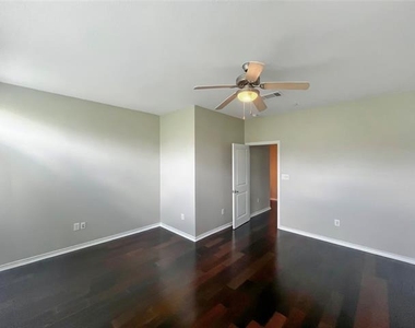 1207 Beaconsfield Lane - Photo Thumbnail 16