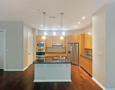 1207 Beaconsfield Lane - Photo Thumbnail 8